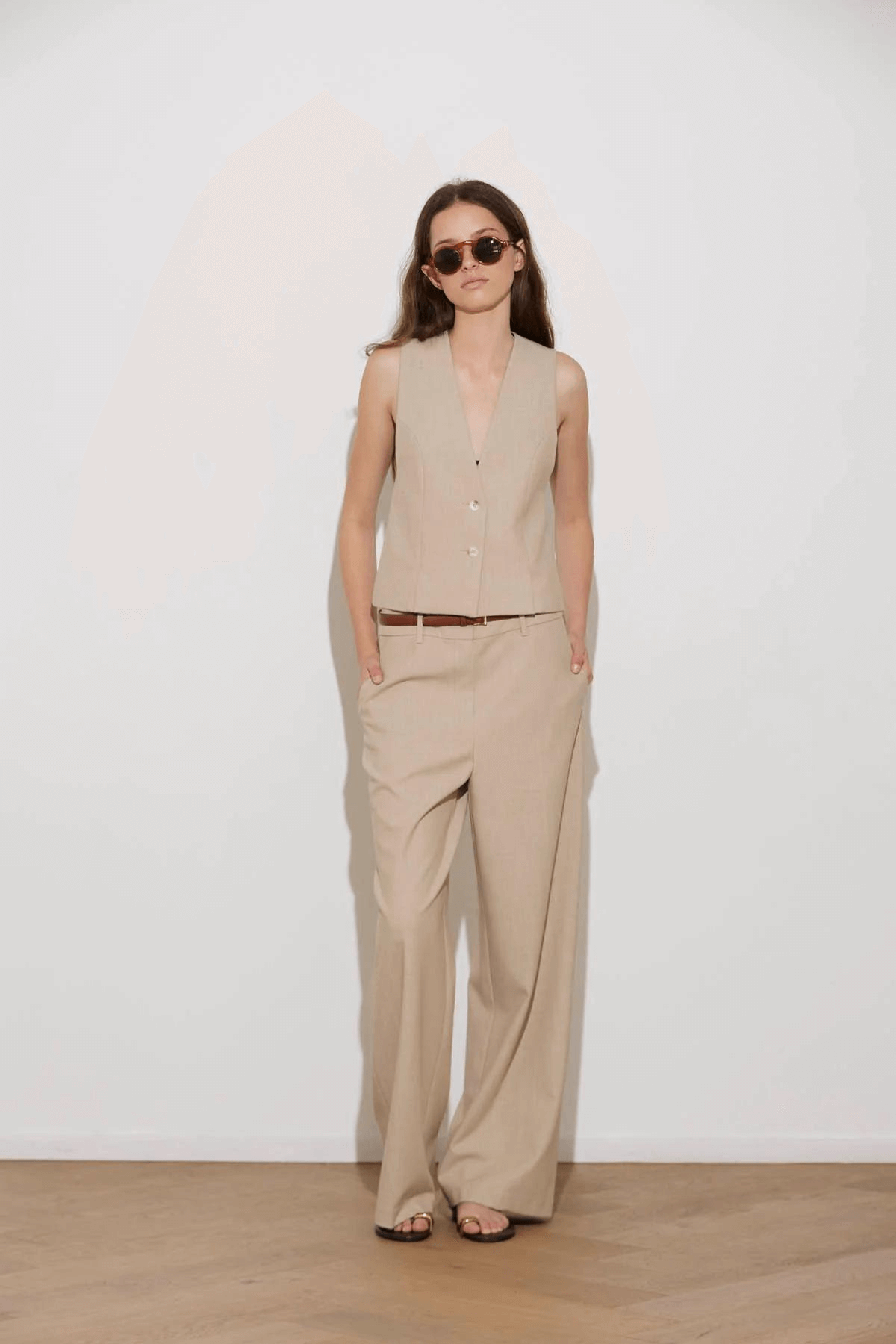 ALMOND VEST