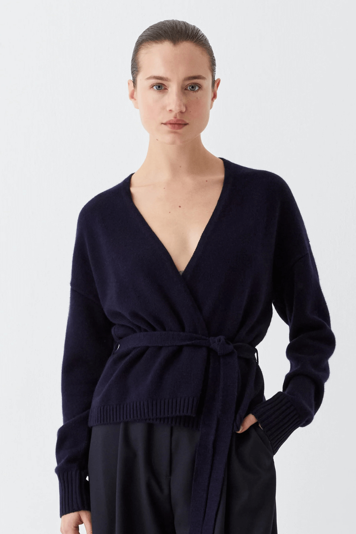 AVON KNIT CARDIGAN NAVY