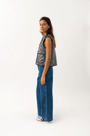 CAIRO QUILTED VEST LEOAPRD PRINT