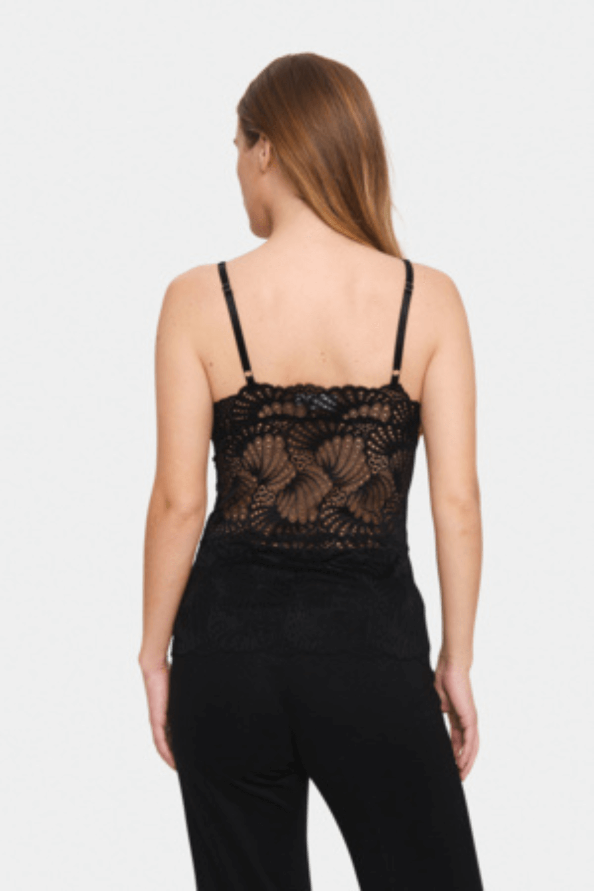 DAISY SINGLET TOP BLACK