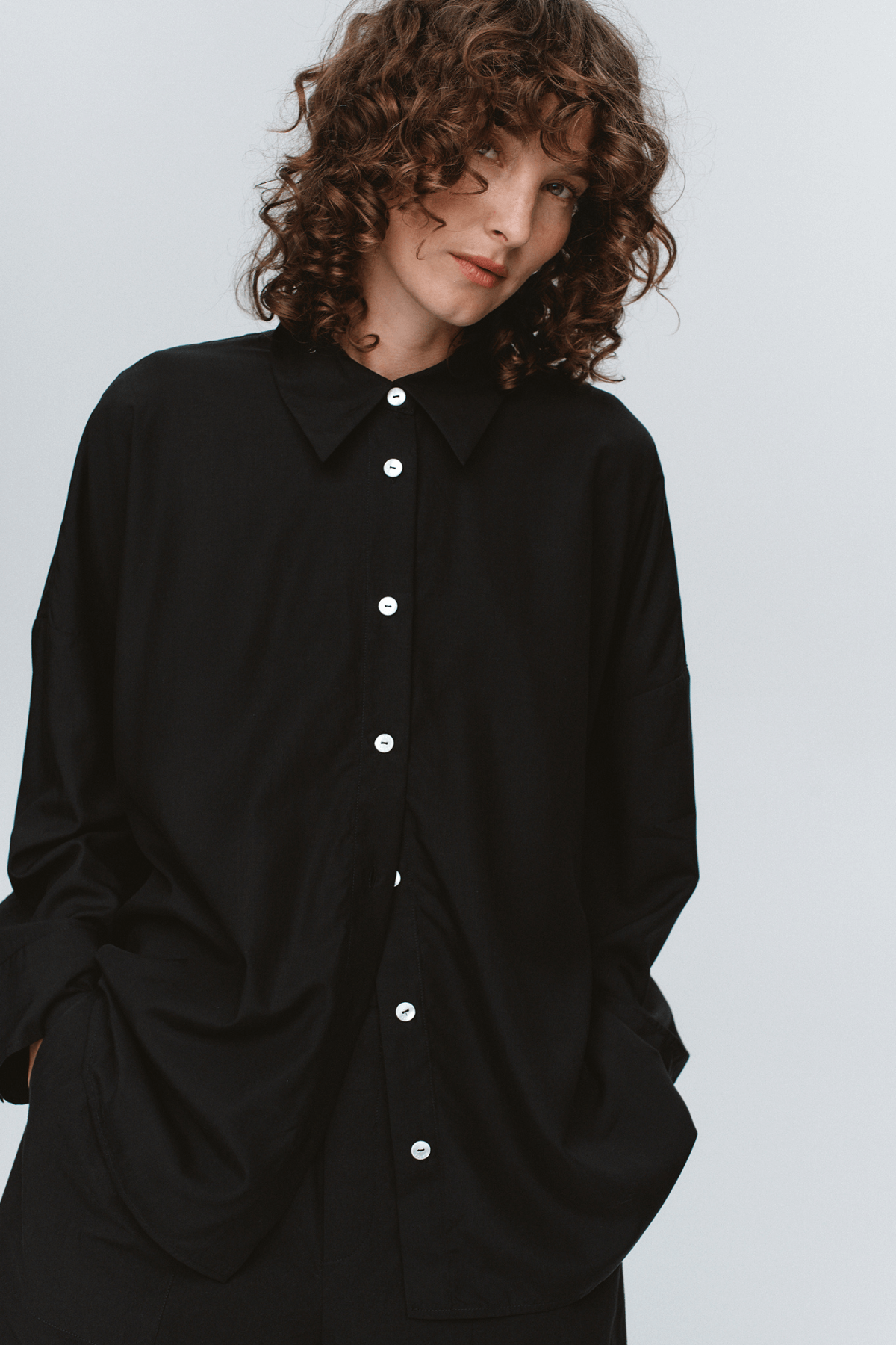 EDIE SHIRT BLACK