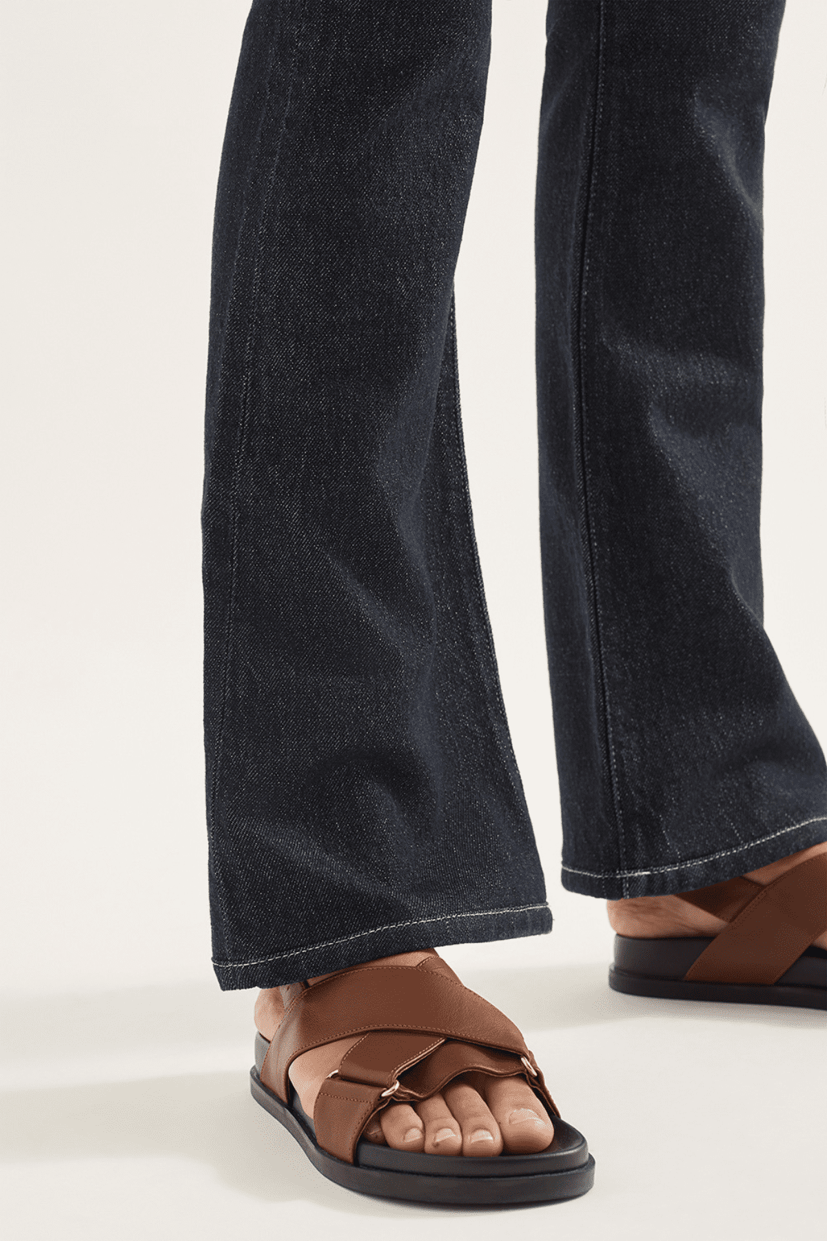 FRANCES LOW BOOTCUT JEAN RINSE