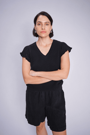 GANNA PATTERN V-NECK BLACK