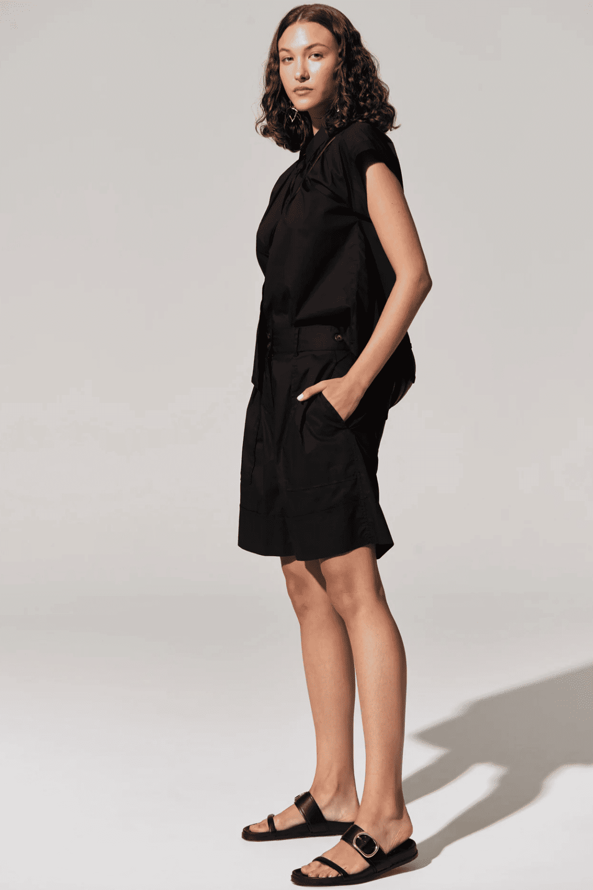 HARLYN SHORT BLACK