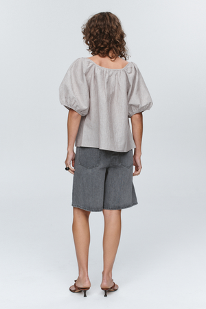 KENDRA TOP GREY STRIPE