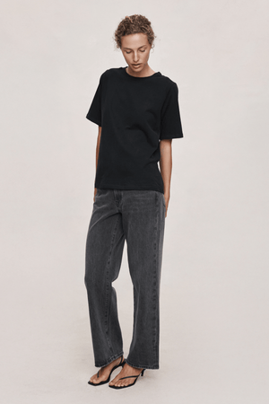 KENNA EMBROIDERED TEE BLACK