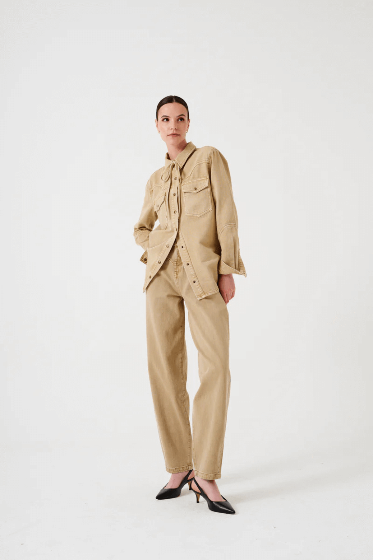 MIA JEAN DESERT SAND