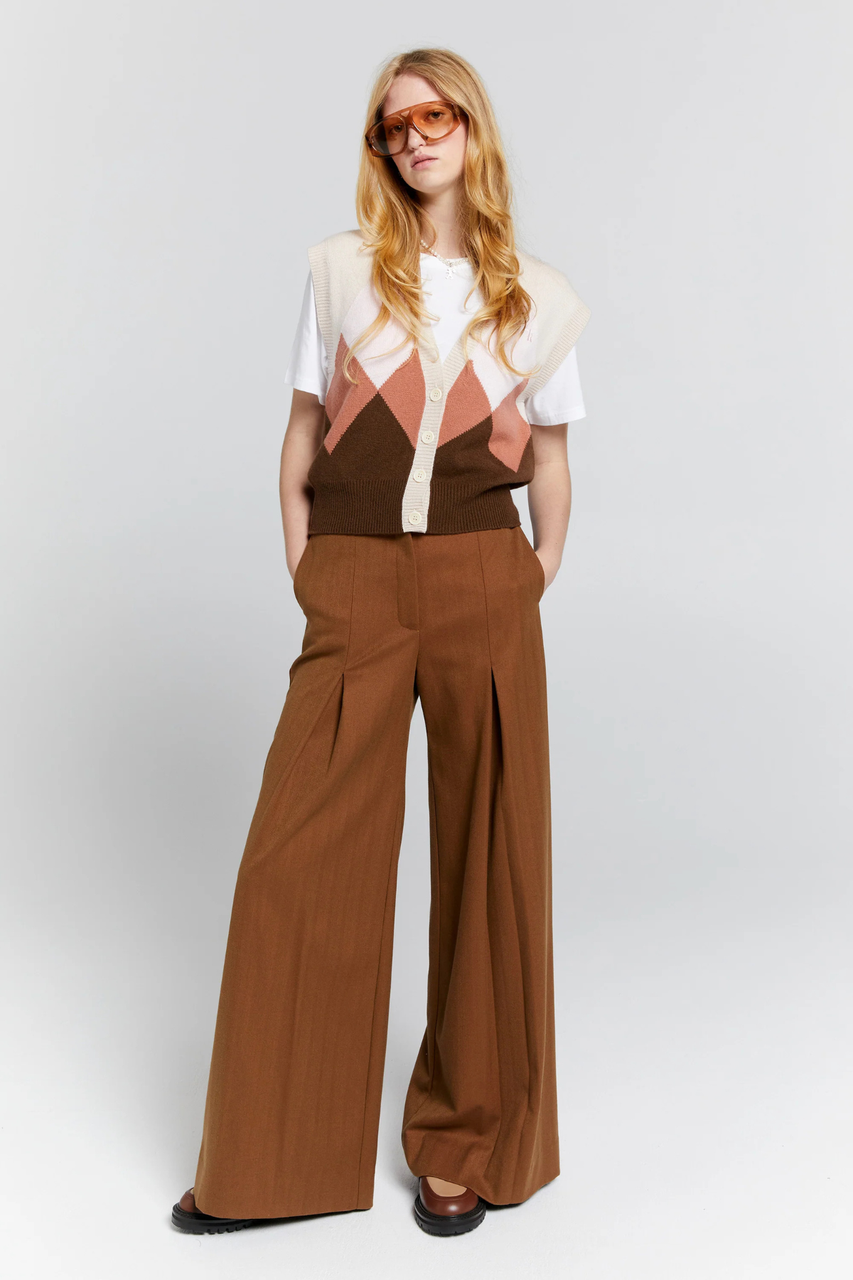 MINA BUTTON UP CASHMERE VEST AUTUMN ARGYLE