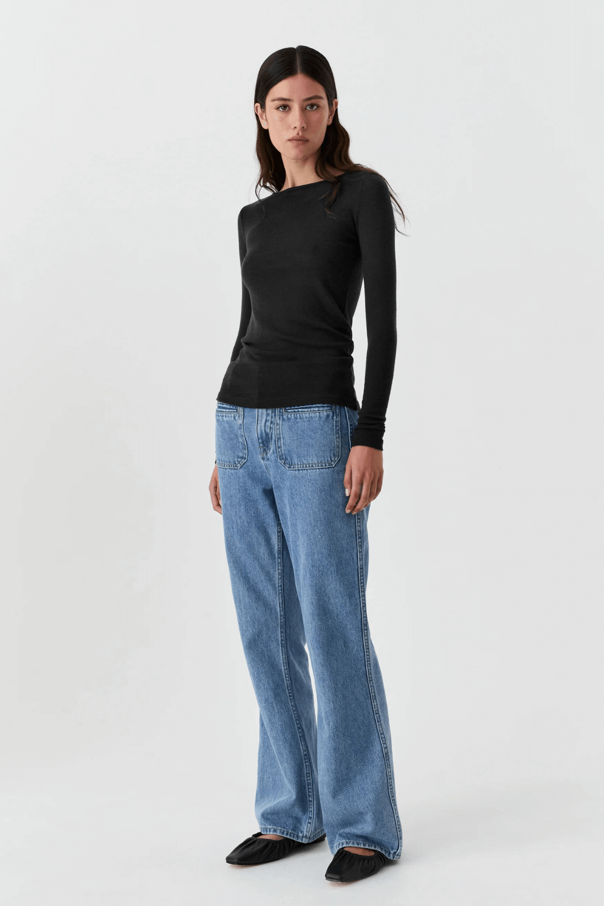 MORRI MERINO ROUND NECK BLACK