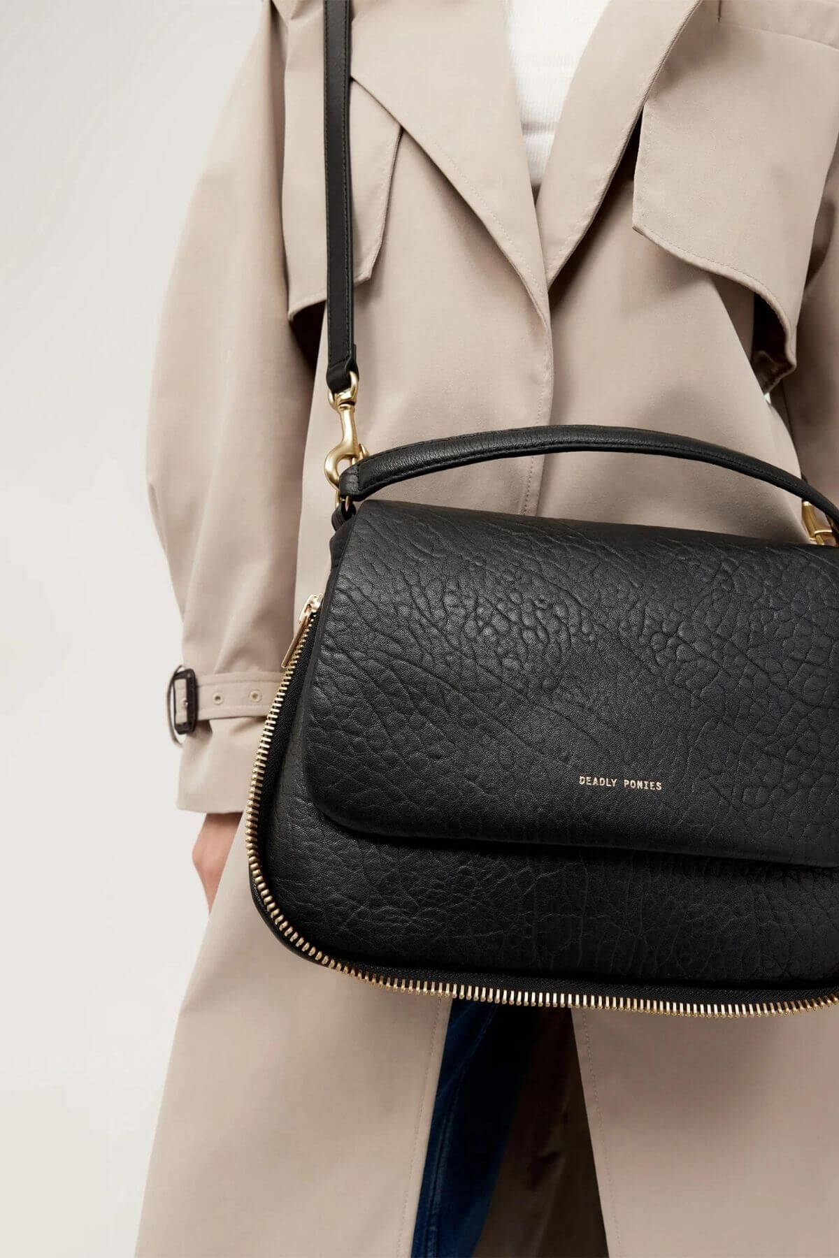 MR CAIMAN BLACK BULLE