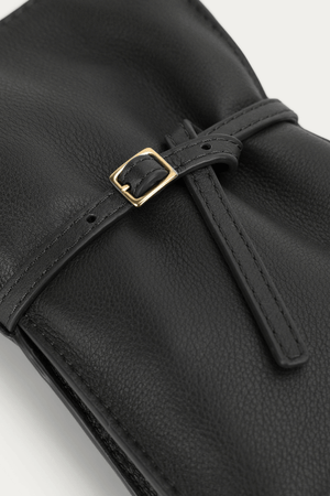 MR PENNY POUCHETTE BLACK