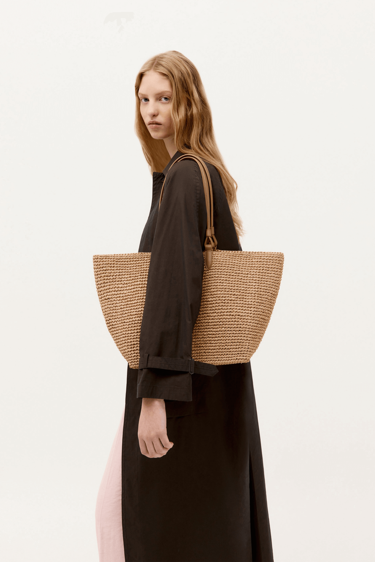 MR BANDIT TOTE NATURAL RAFFIA