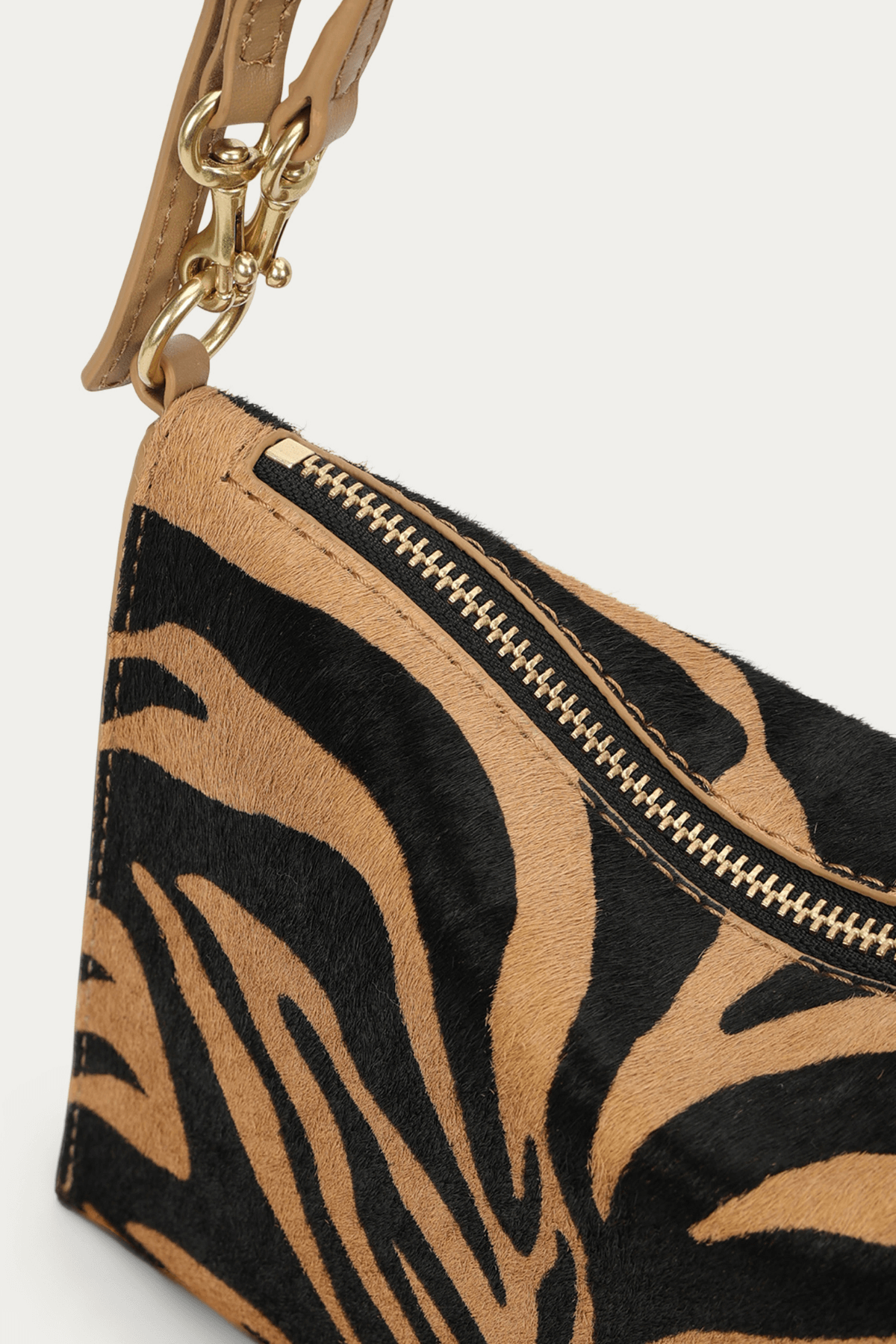 MR SIAMESE ZIGER CALF HAIR