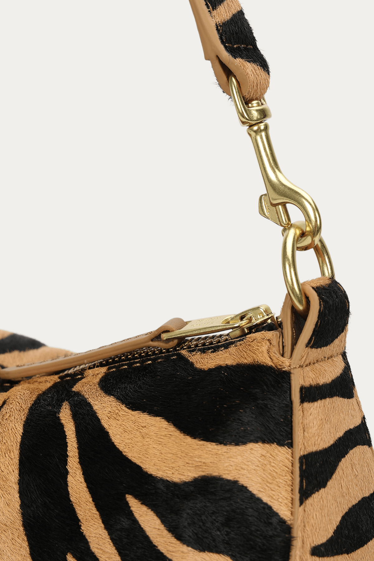 MR SLING MICRO ZIGER CALF HAIR