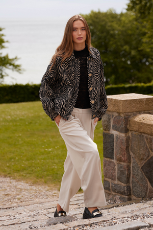 NEVARA PANTS SAND