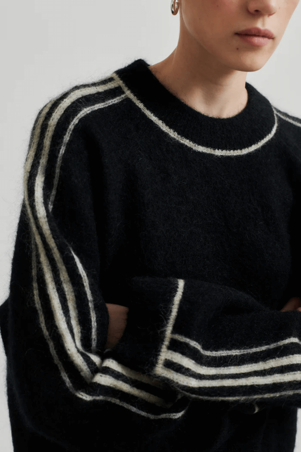 ROSEMARIE KNIT O-NECK BLACK