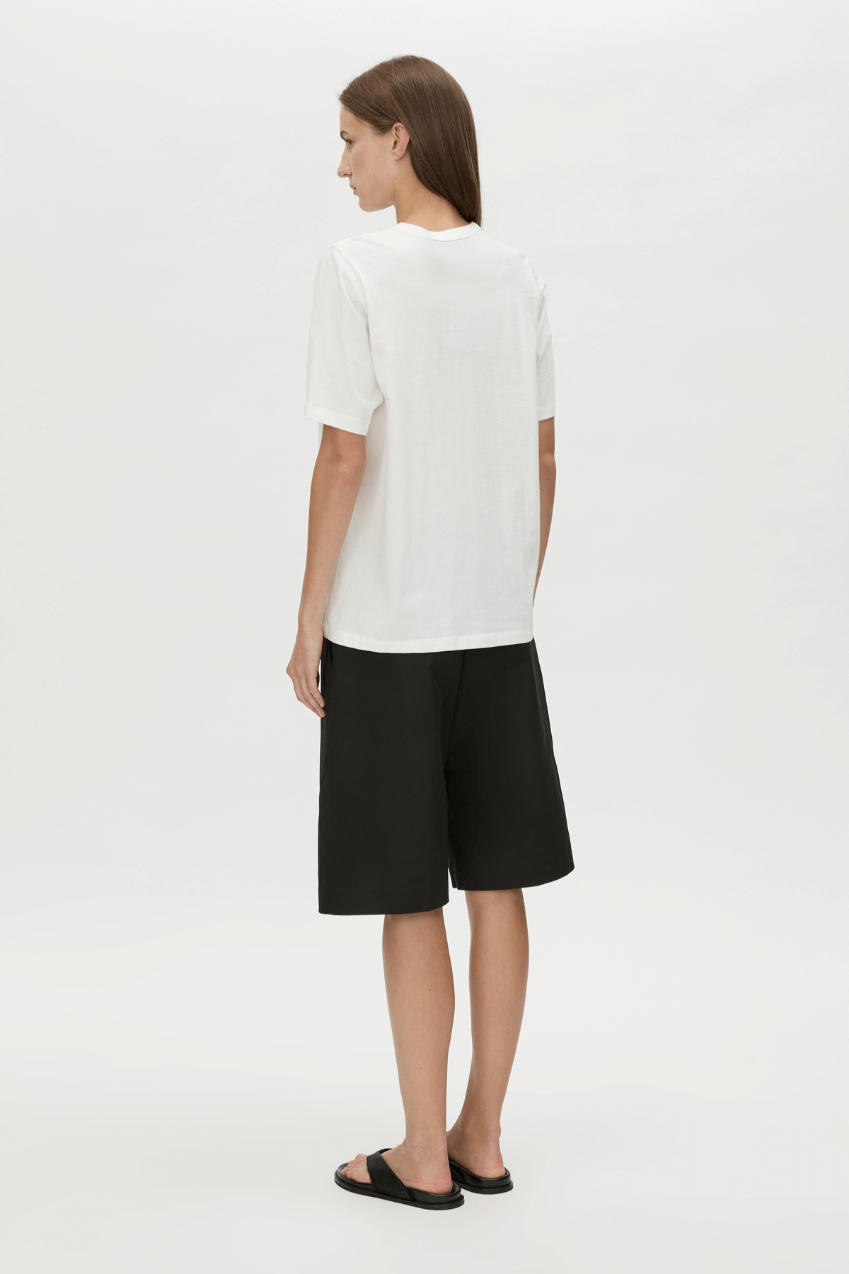 SUVERO LOGO TEE SOFT WHITE