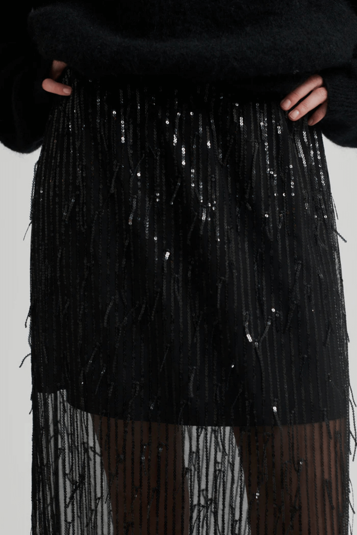 TASSEL MAXI SKIRT BLACK