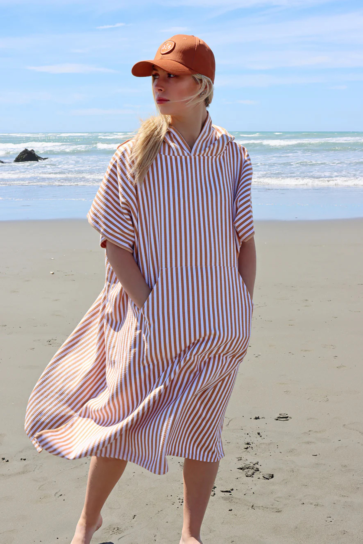 THE MONTAUK TAN HOODED TOWL