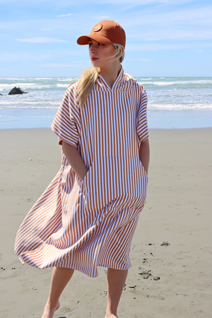 THE MONTAUK TAN HOODED TOWL