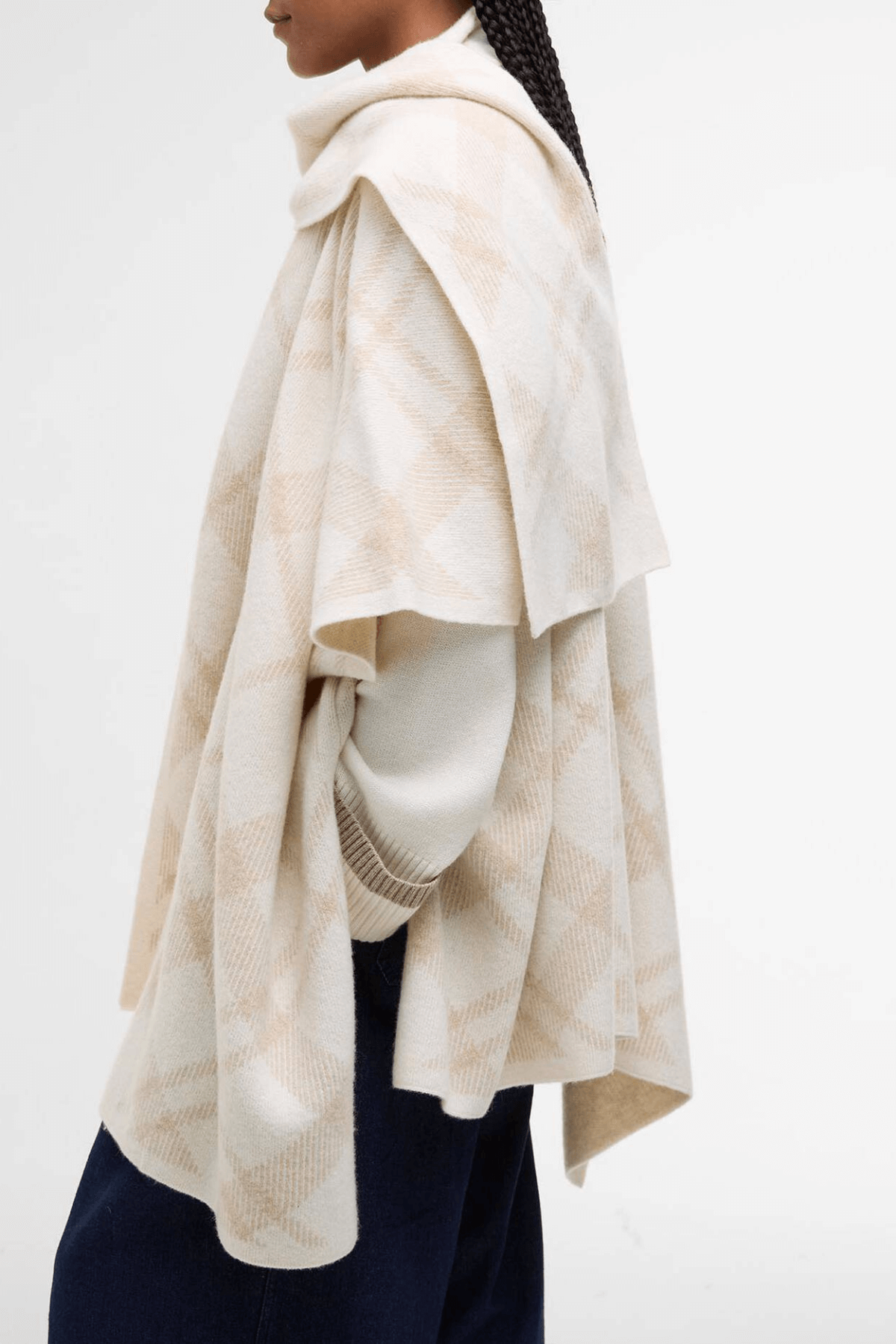 VIENNA KNITTED CAPE MULTI