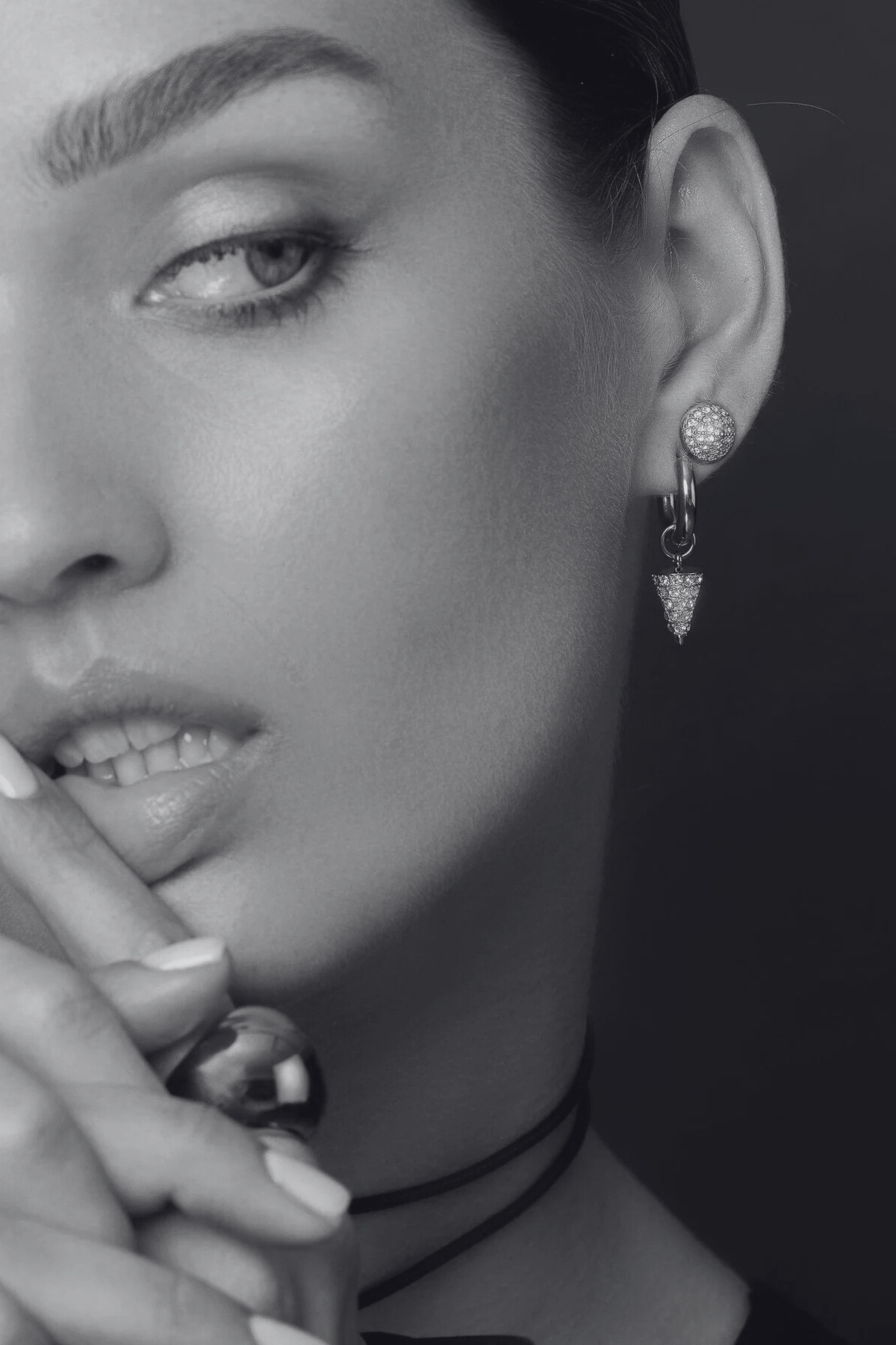 VOLTAGE STUDS SILVER/CZ