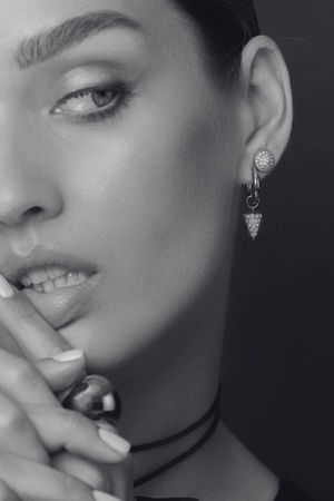 VOLTAGE STUDS SILVER/CZ