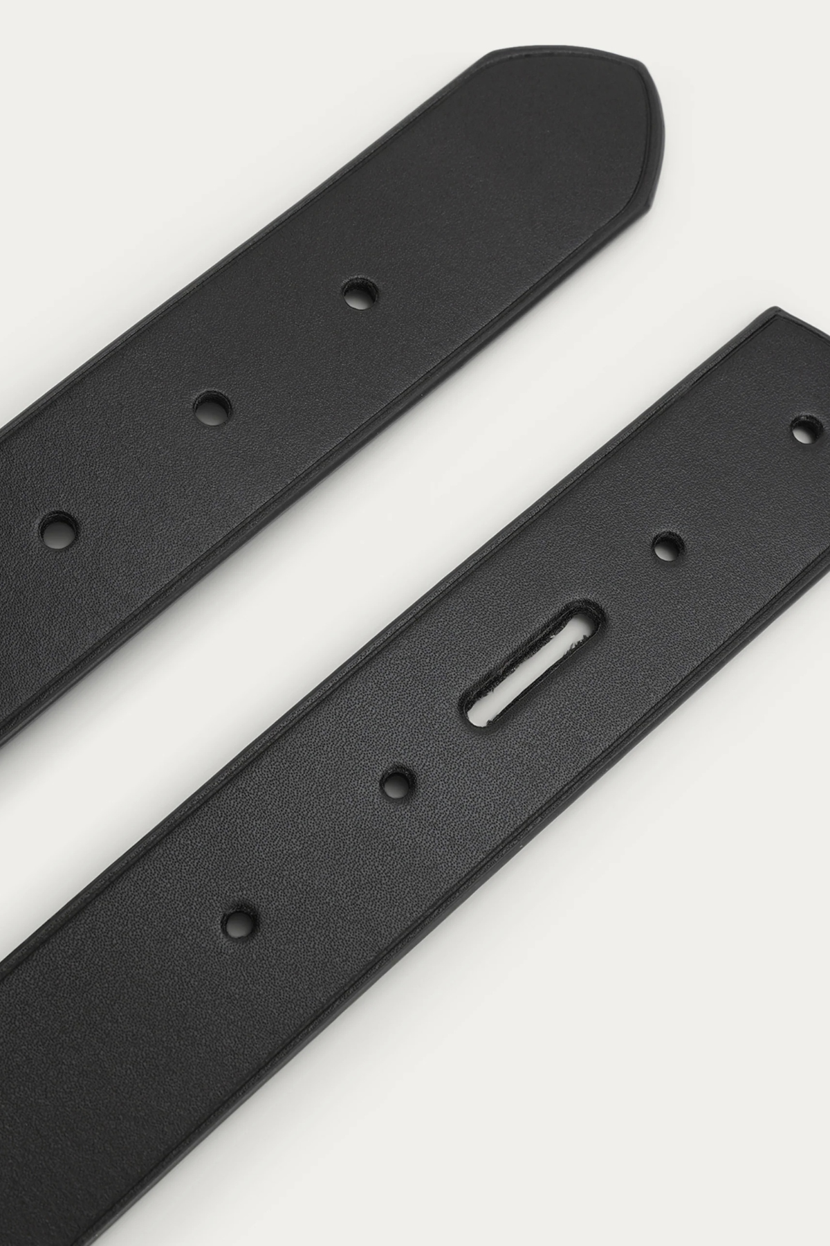 WIDE BELT OVAL BUCKLE BLACK/SILVER