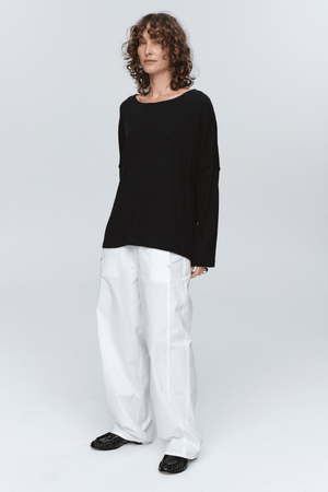 YELENA TEE BLACK