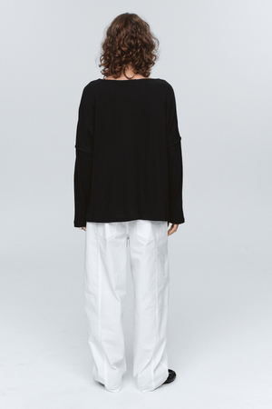 YELENA TEE BLACK