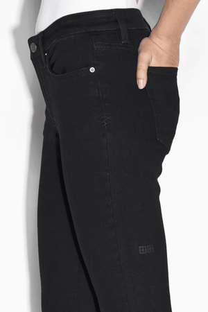 SPRAY ON JET BLACK JEAN