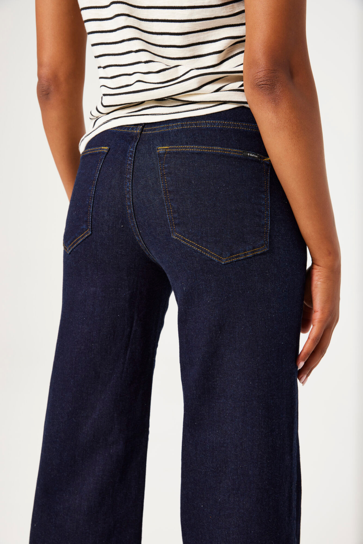 249/32 CELIA JEANS RINSED