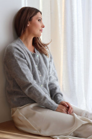 LAUREN BRUSHED CASHMERE CARDIGAN PEARL GREY