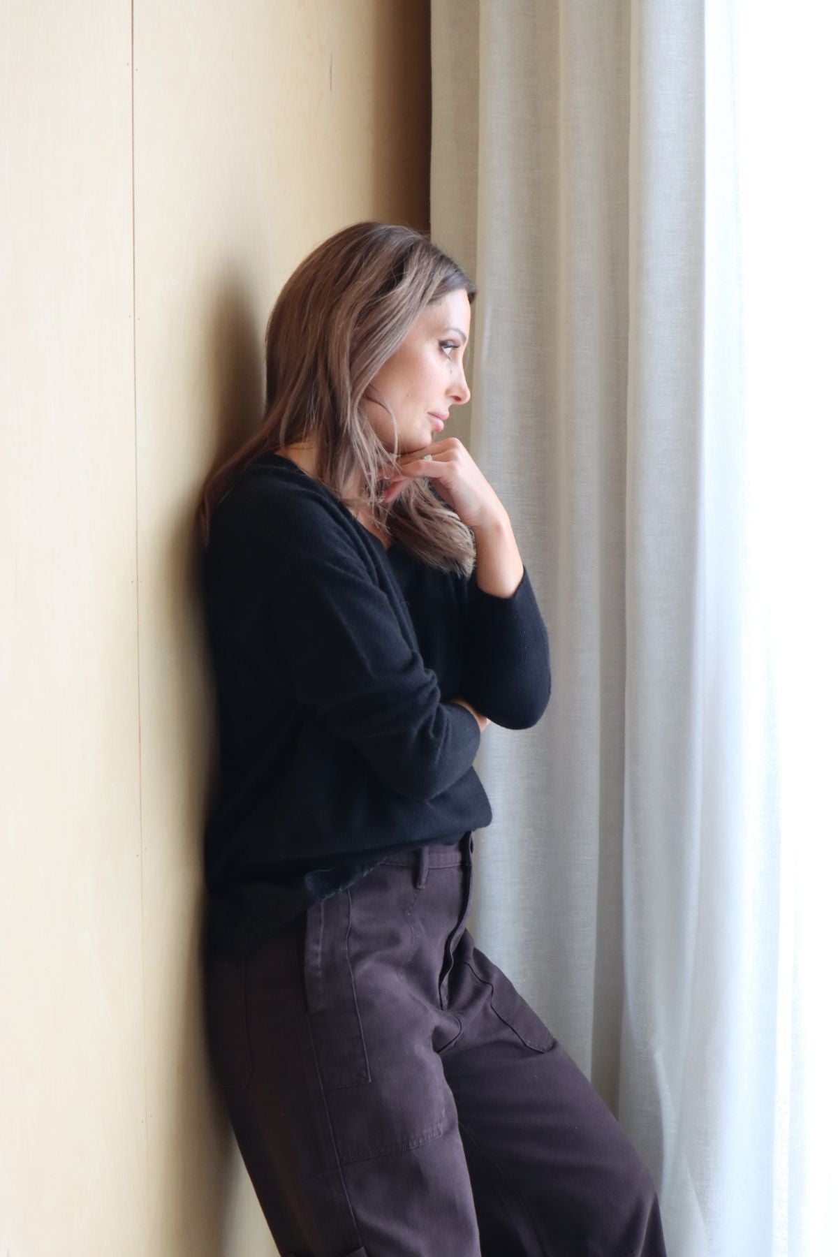 HARPER CASHMERE RELAXED V-NECK MIDNIGHT BLACK