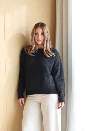 BELLE CASHMERE CREW SOFT BLACK