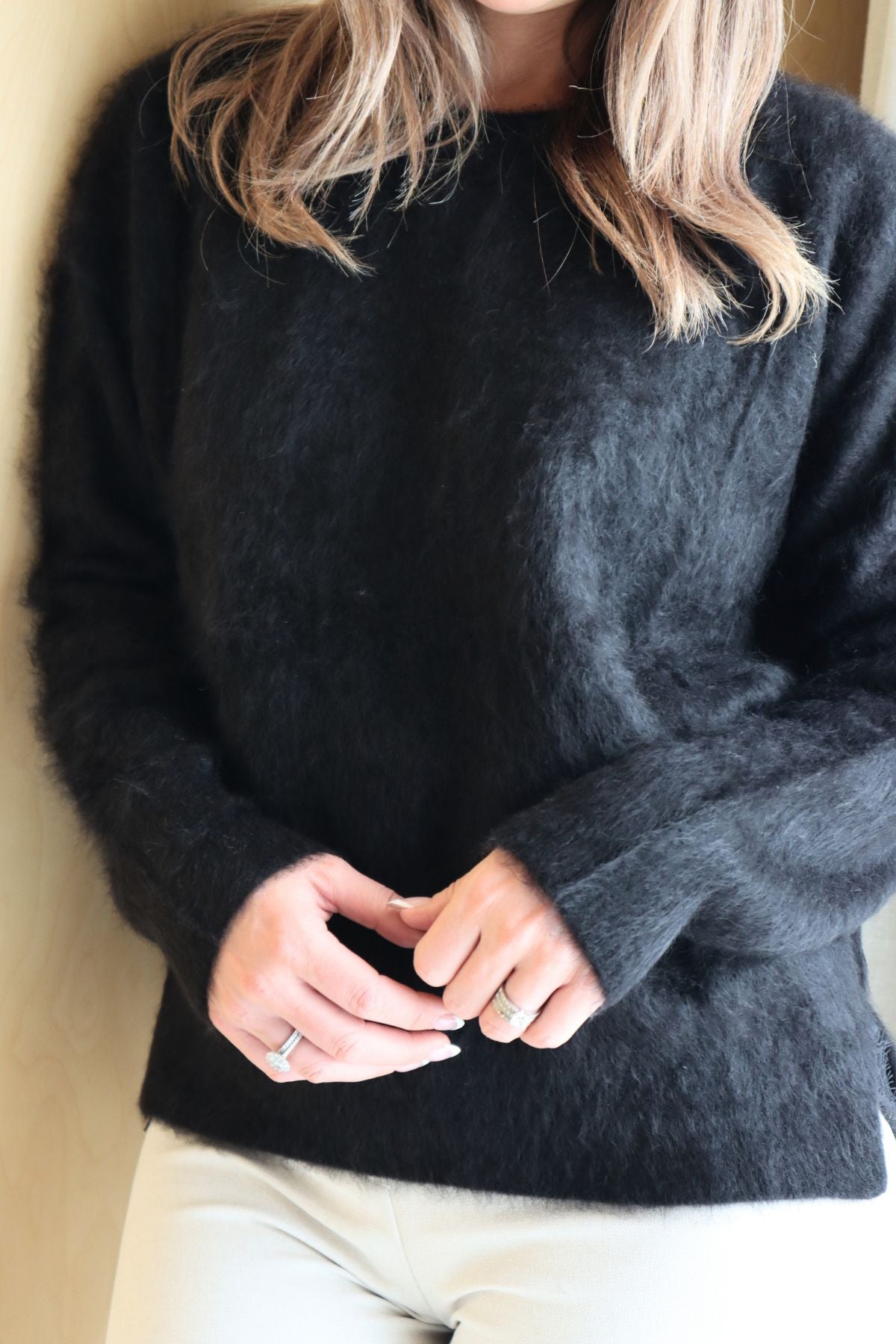 BELLE CASHMERE CREW SOFT BLACK