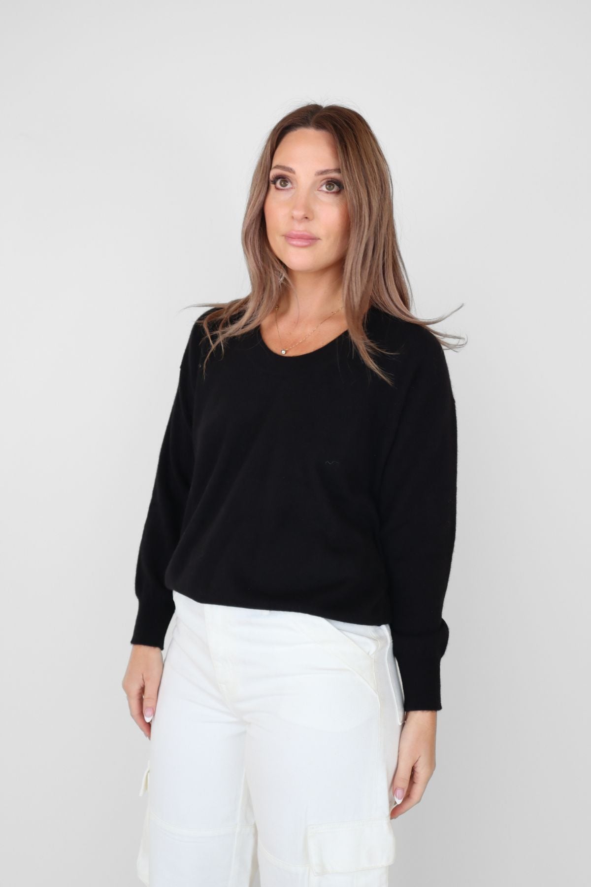HARPER CASHMERE RELAXED V-NECK MIDNIGHT BLACK