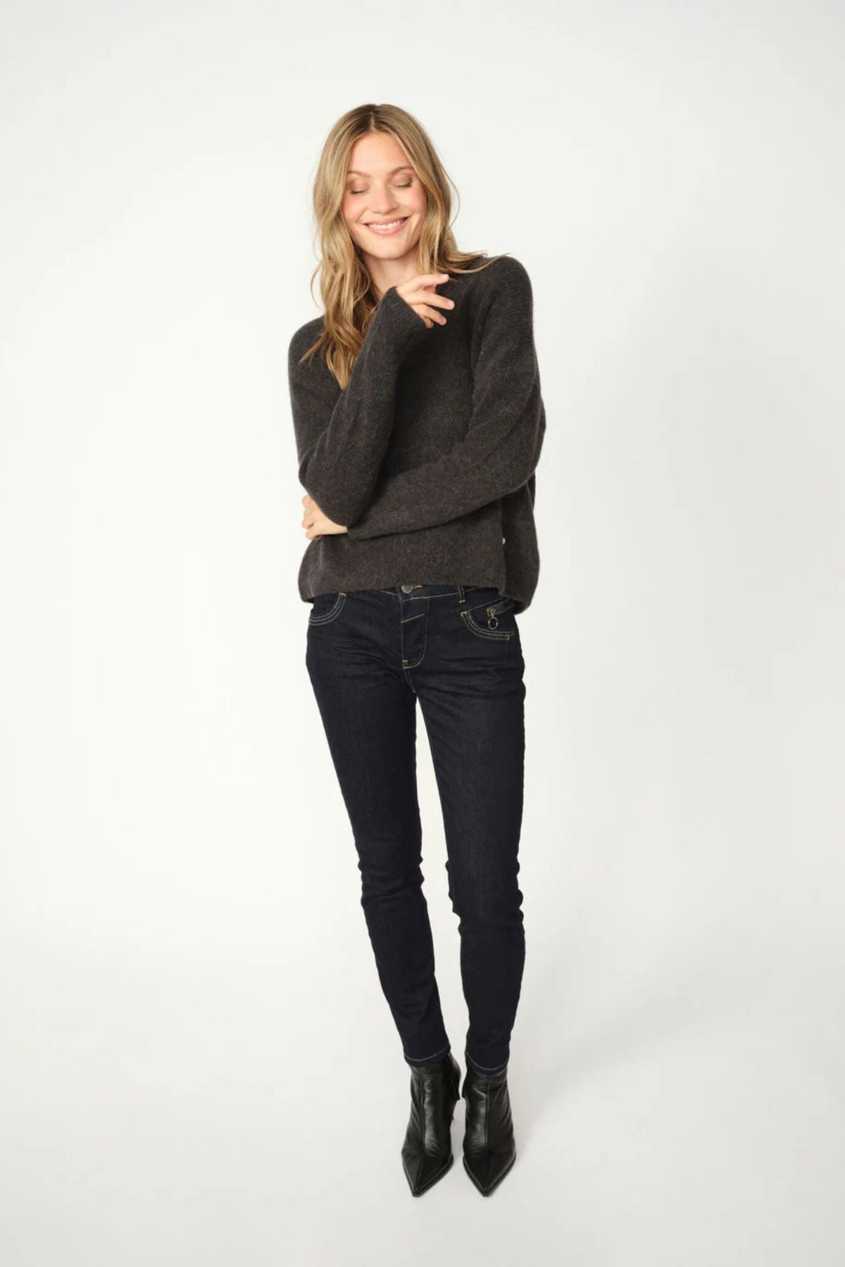 CARLA NAOMI HYBRID JEANS DARK BLUE