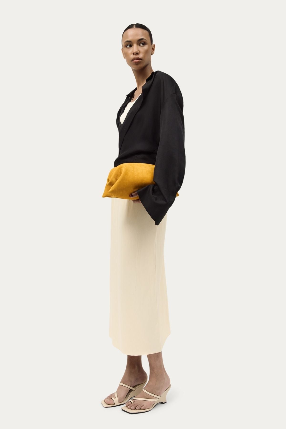 VAULT CLUTCH SUNFLOWER NUBUCK