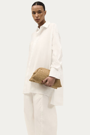 VAULT CLUTCH OAT WOVEN SUEDE