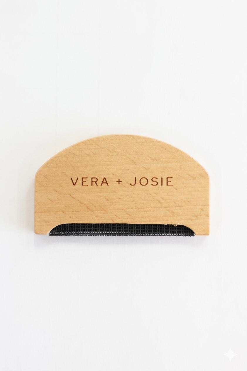 CASHMERE COMB
