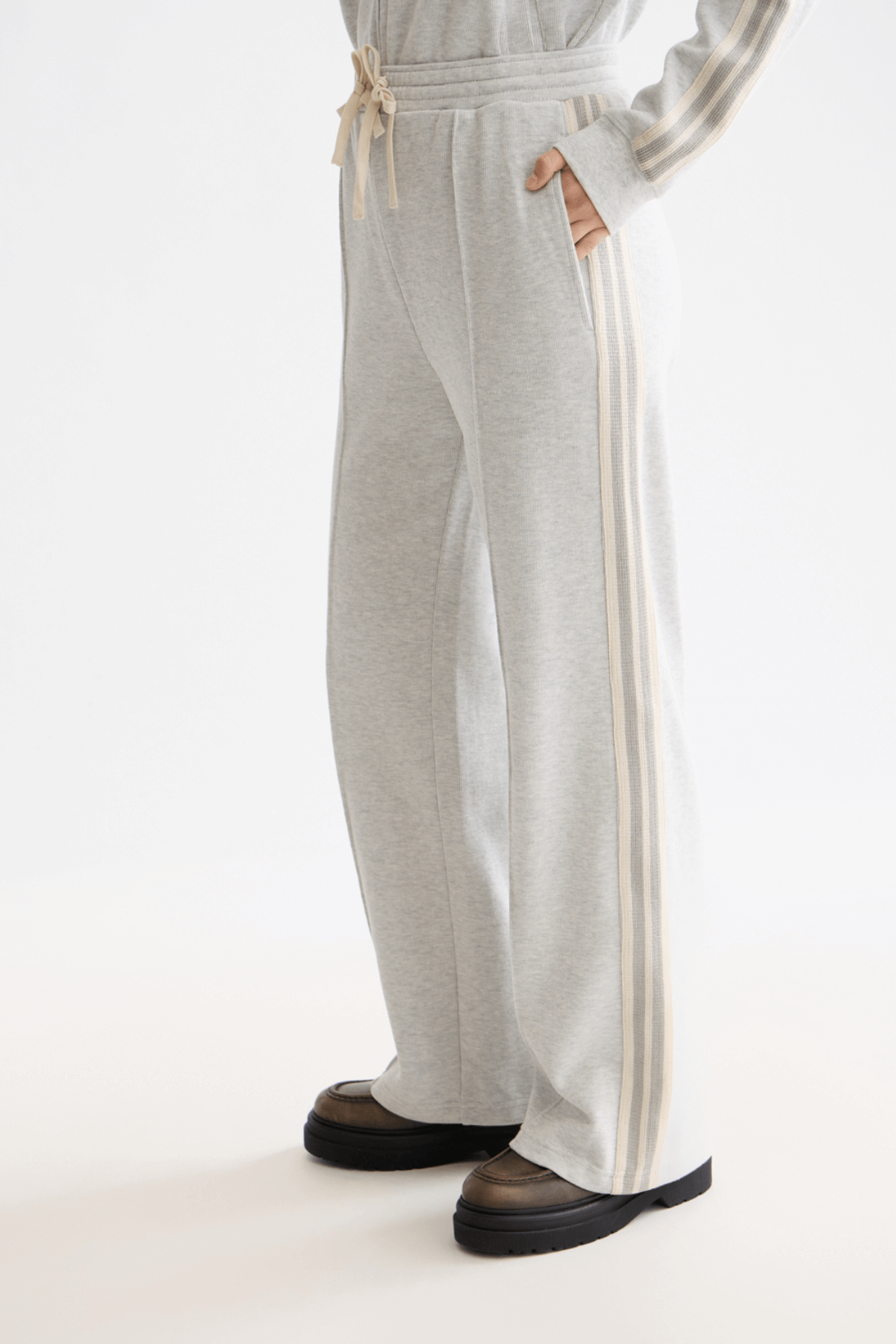 INTERLOCK SWEATPANTS LIGHT GREY MELANGE
