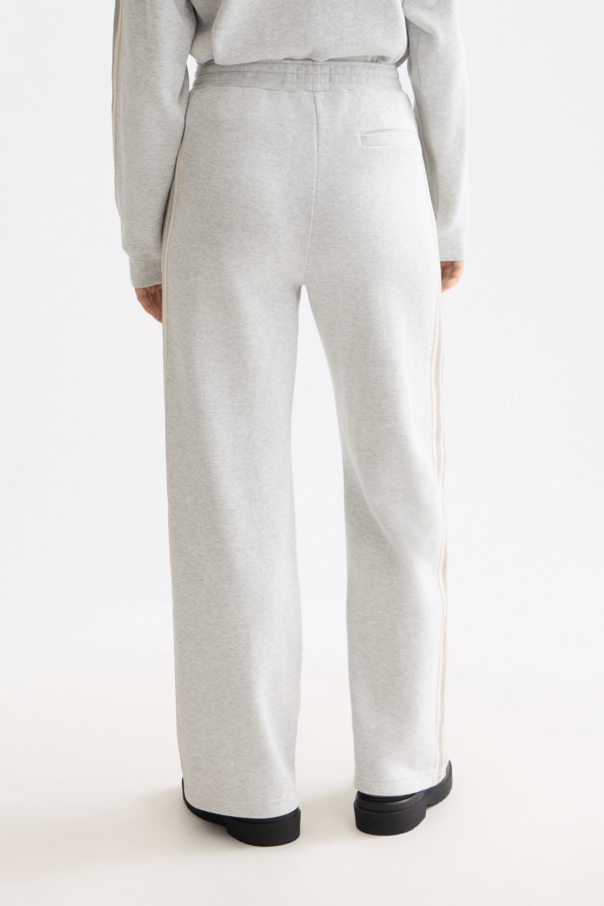 INTERLOCK SWEATPANTS LIGHT GREY MELANGE