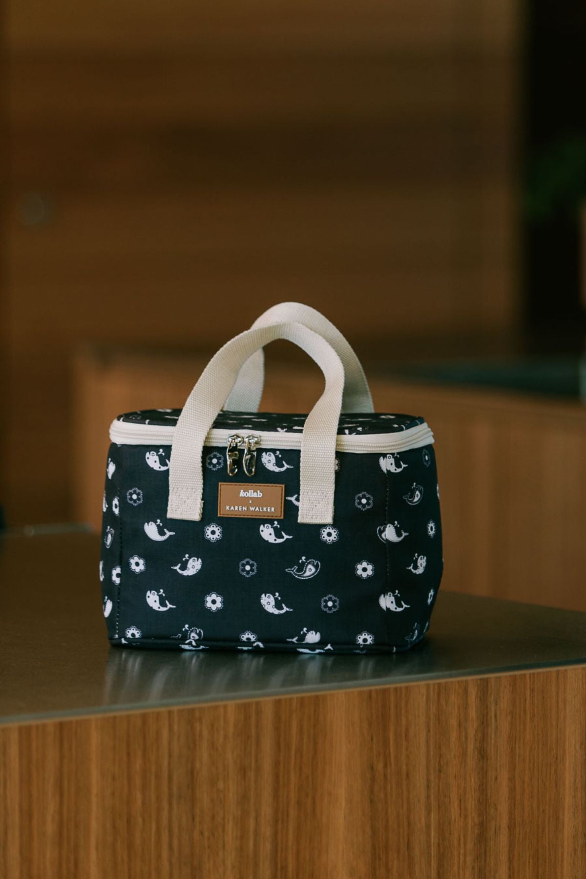 LUNCH BAG FLORAL WHALE