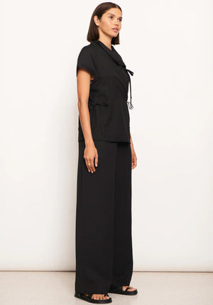 SAKE TIE TOP BLACK