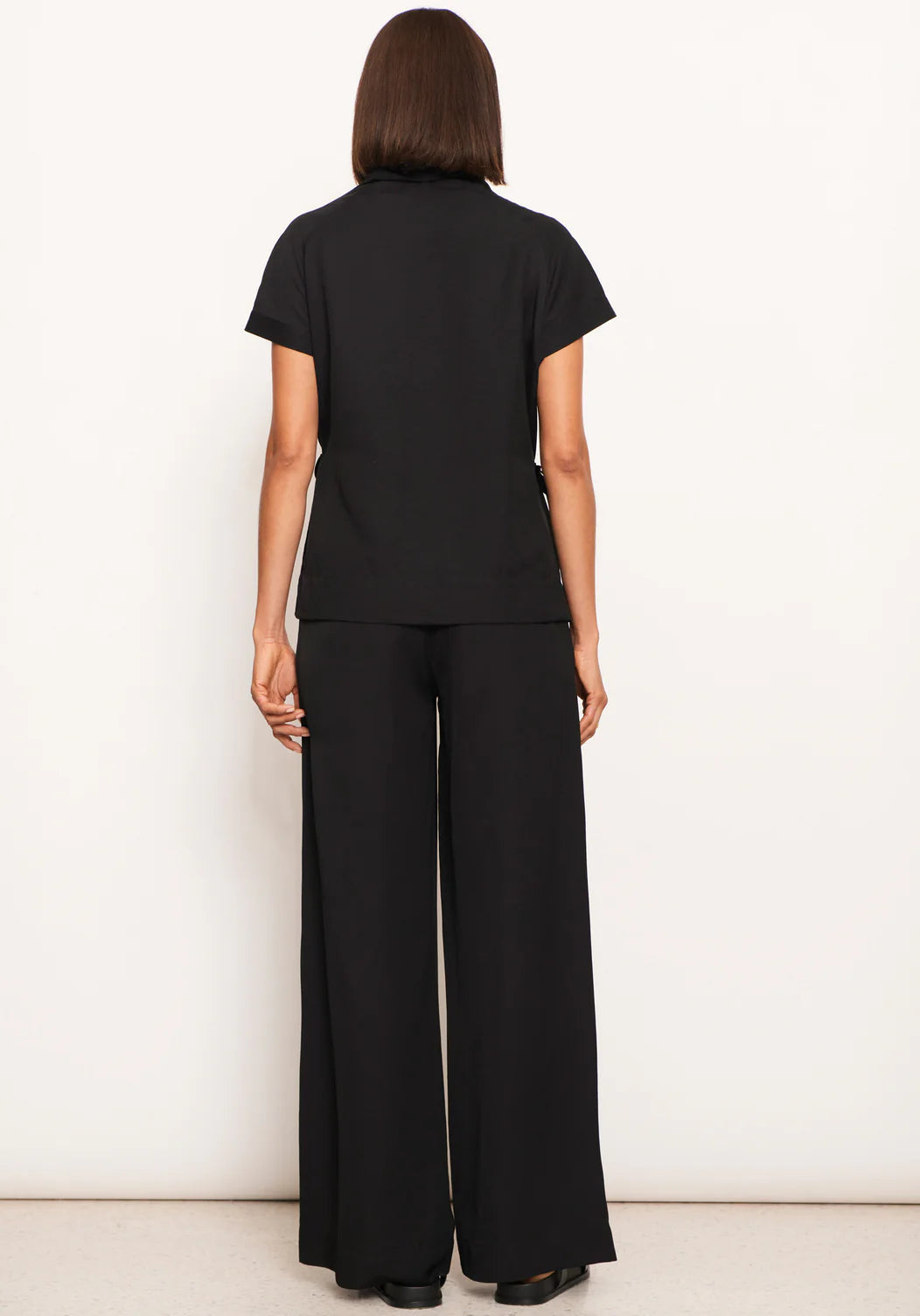 SAKE TIE TOP BLACK