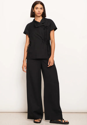 SAKE TIE TOP BLACK