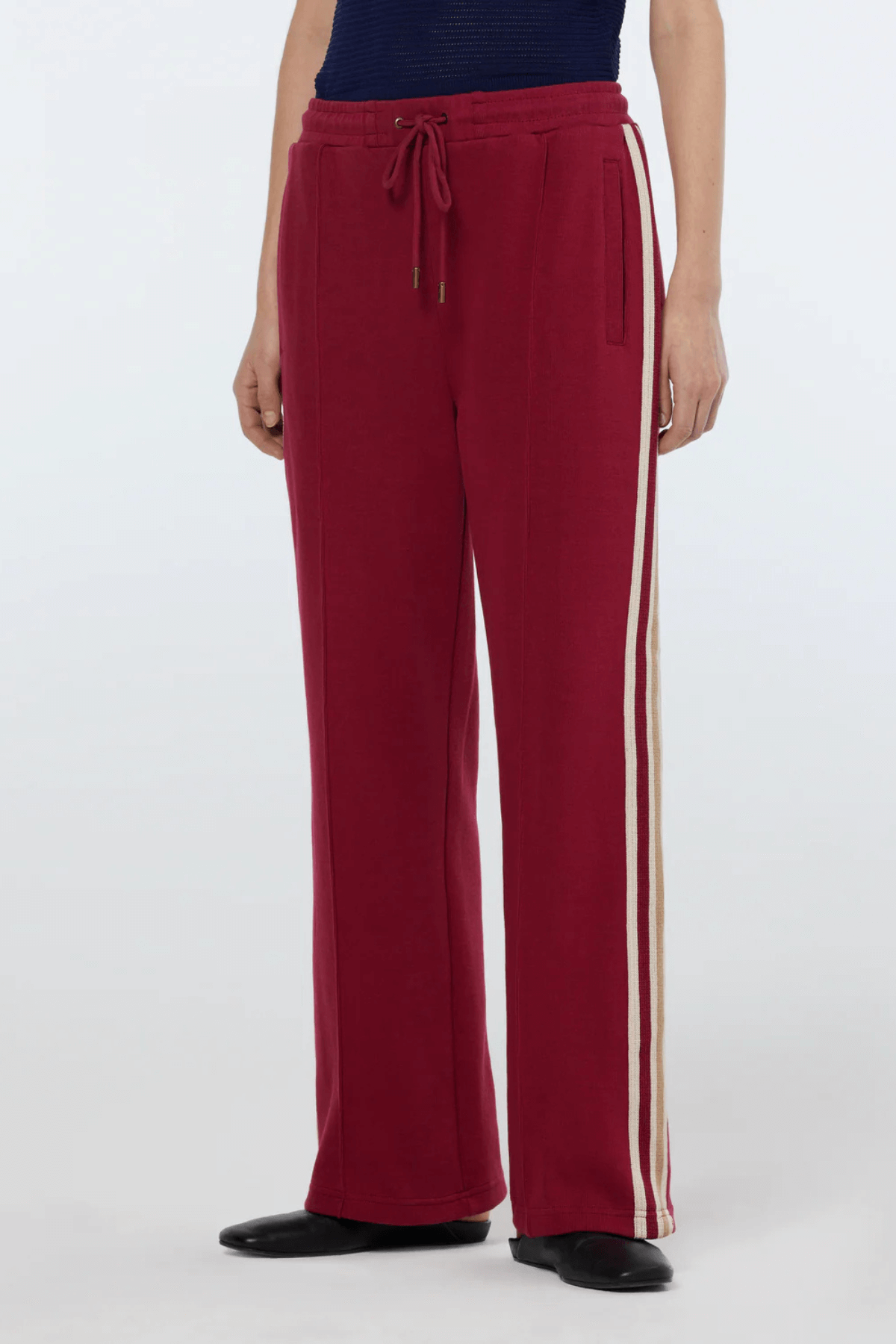 TRACKSUIT SWEATPANTS CHERRY RED