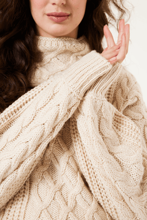 V40246-4294 PULLOVER WHITECAP