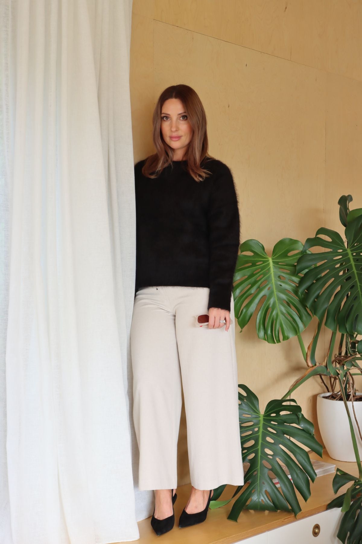 BELLE CASHMERE CREW SOFT BLACK